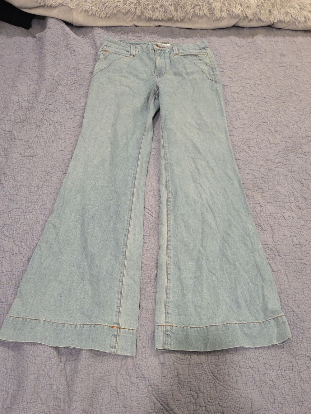 Joe's Jeans "Lola" Light Blue Flare Jeans Size 28!